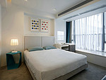 62平米现代简约风二室卧室装修效果图，背景墙创意设计图
