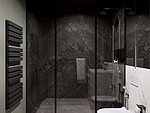 245平米轻奢风格别墅卫生间装修效果图，隔断创意设计图