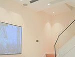 123平米现代简约风三室休闲室装修效果图，置物柜创意设计图