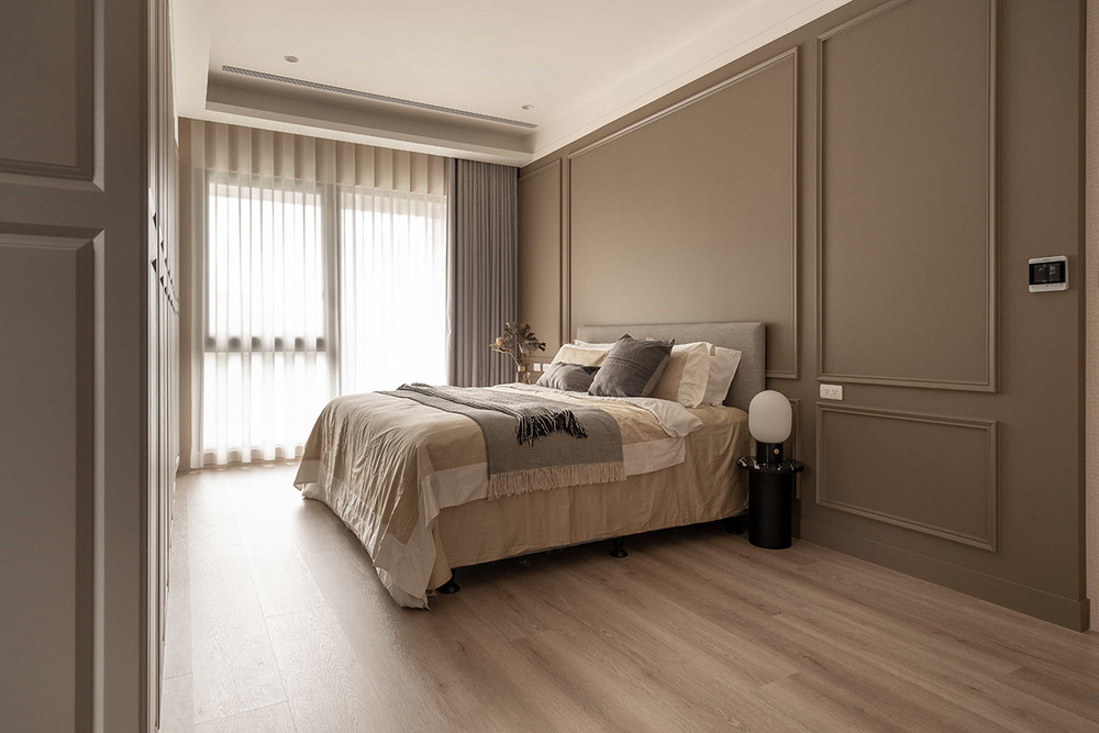 128平米混搭风格三室卧室装修效果图，软装创意设计图