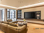 72平米现代简约风三室客厅装修效果图，电视墙创意设计图