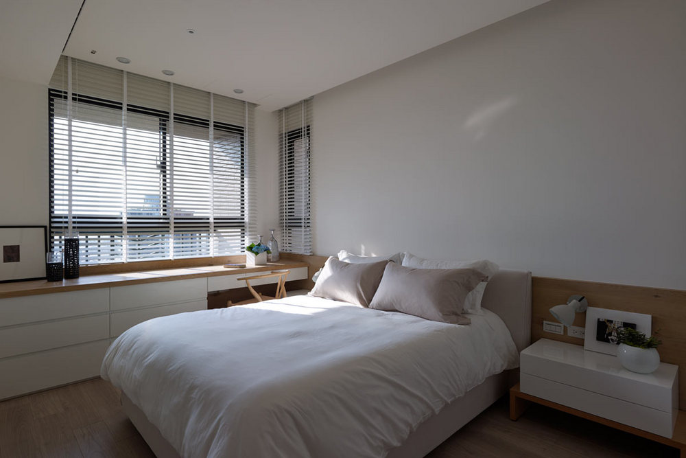 98平米北欧风格三室卧室装修效果图，门窗创意设计图