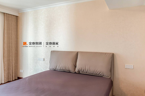136平米美式风格三室卧室装修效果图，软装创意设计图