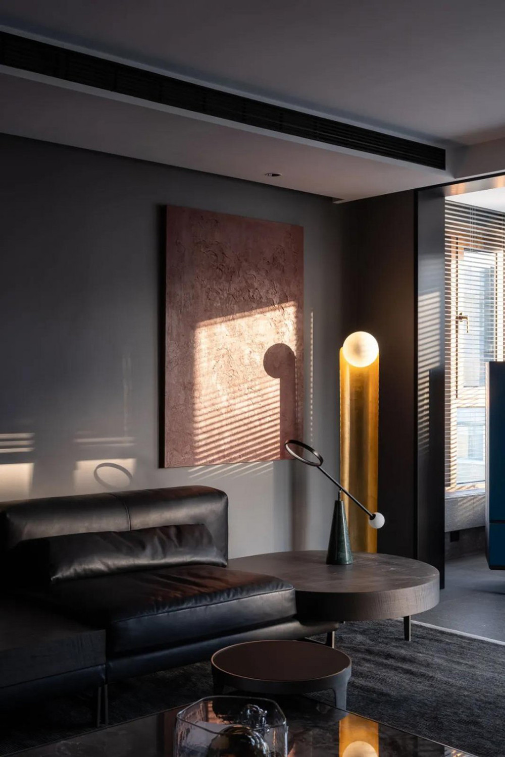 298平米轻奢风格五室客厅装修效果图，灯饰创意设计图