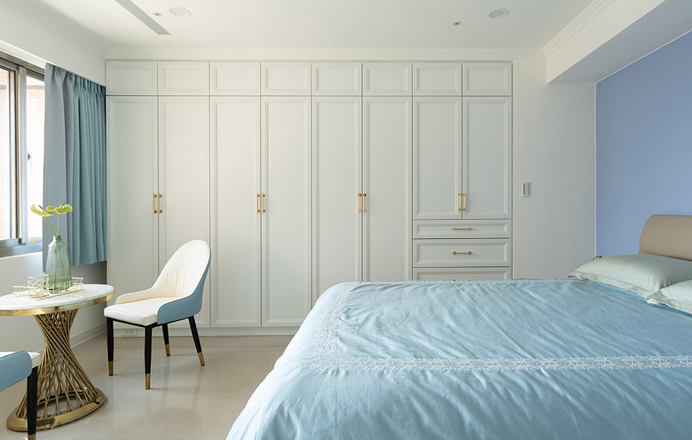 105平米美式风格三室次卧装修效果图，软装创意设计图
