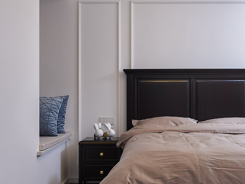 127平米轻奢风格三室卧室装修效果图,软装创意设计图