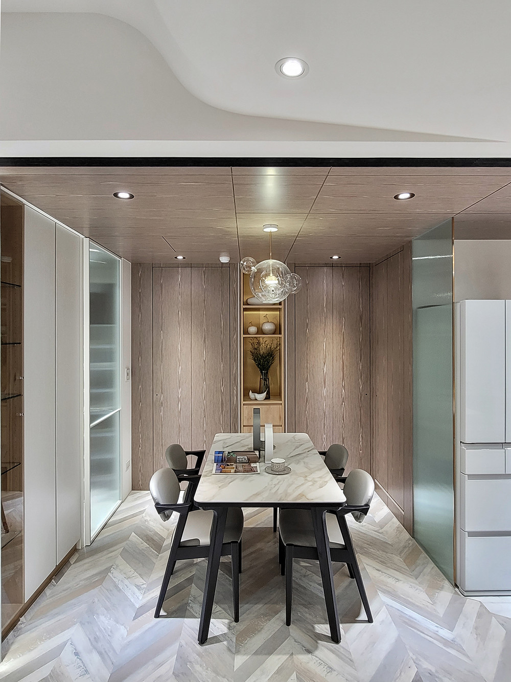 91平米北欧风格二室餐厅装修效果图，餐桌创意设计图