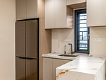 96平米现代简约风三室厨房装修效果图，橱柜创意设计图