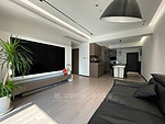 85平米现代简约风三室客厅装修效果图，电视墙创意设计图