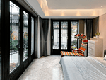 330平米轻奢风格复式卧室装修效果图，门窗创意设计图