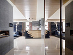 172平米现代简约风四室玄关装修效果图，隔断创意设计图