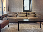 387平米轻奢风格三室客厅装修效果图，沙发创意设计图