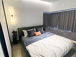 148平米现代简约风三室卧室装修效果图，墙面创意设计图