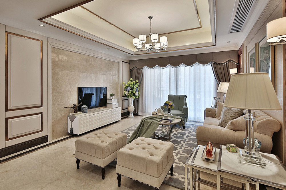 97平米欧式风格三室客厅装修效果图，沙发创意设计图