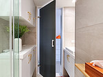 105平米美式风格三室卫生间装修效果图，盥洗区创意设计图