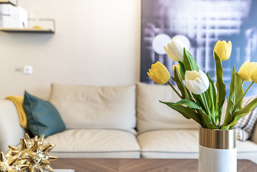 90平米新中式风格三室客厅装修效果图，沙发创意设计图