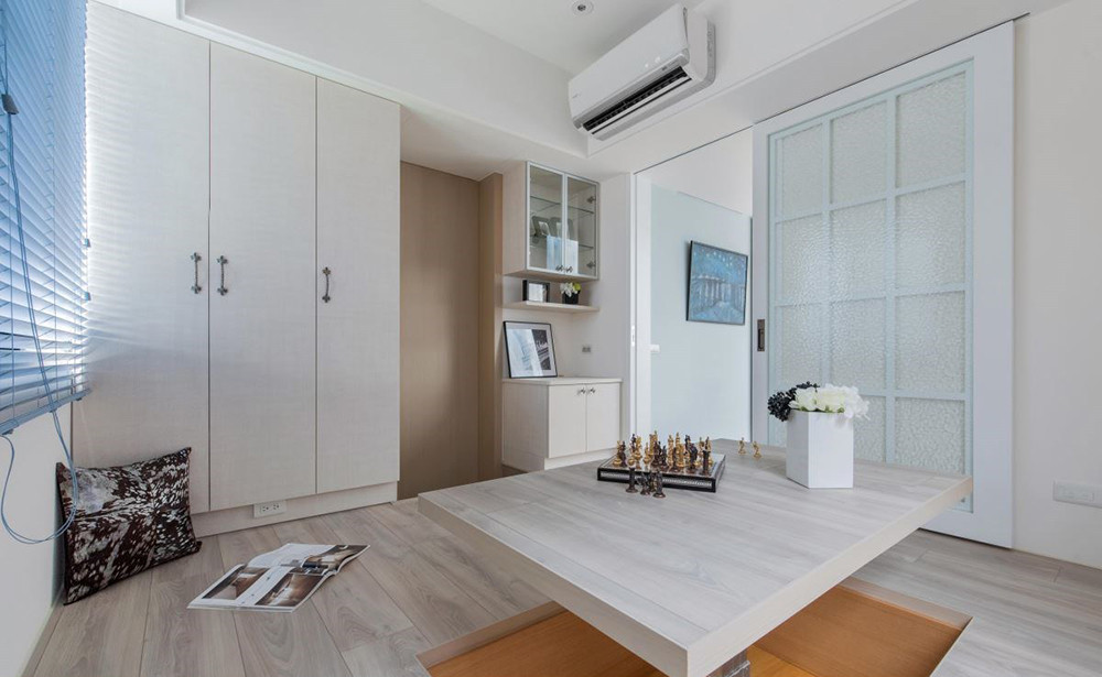 306平米欧式风格别墅休闲室装修效果图，收纳柜创意设计图