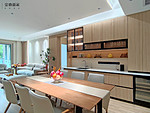 94平米日式风格三室餐厅装修效果图，餐桌创意设计图