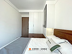129平米混搭风格三室次卧装修效果图，衣柜创意设计图