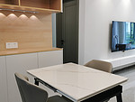 86平米现代简约风二室客厅装修效果图，照片墙创意设计图