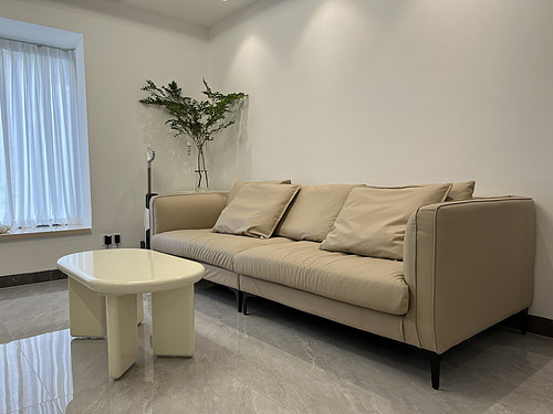 75平米现代简约风二室客厅装修效果图,沙发创意设计图