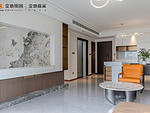103平米轻奢风格三室客厅装修效果图，墙面创意设计图