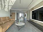 123平米现代简约风三室客厅装修效果图，沙发创意设计图