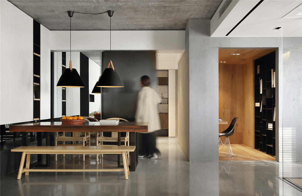 143平米现代简约风三室餐厅装修效果图，灯饰创意设计图