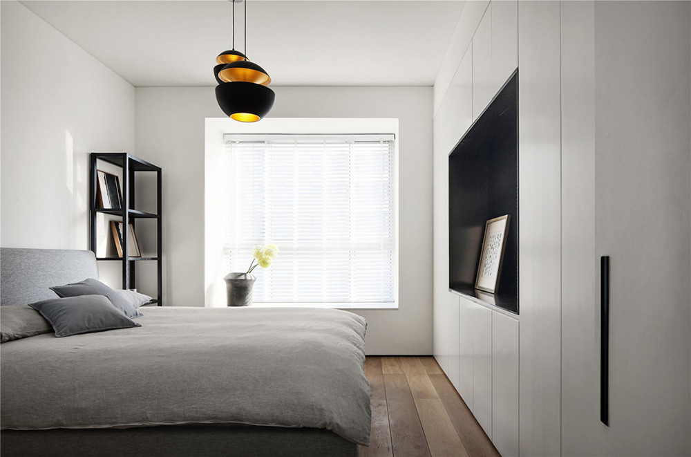143平米现代简约风三室卧室装修效果图，衣柜创意设计图