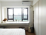 78平米现代简约风三室卧室装修效果图，书柜创意设计图