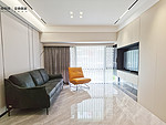 98平米轻奢风格三室客厅装修效果图，吊顶创意设计图