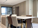 183平米美式风格复式餐厅装修效果图，餐桌创意设计图