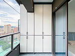 89平米现代简约风三室阳台装修效果图，收纳柜创意设计图