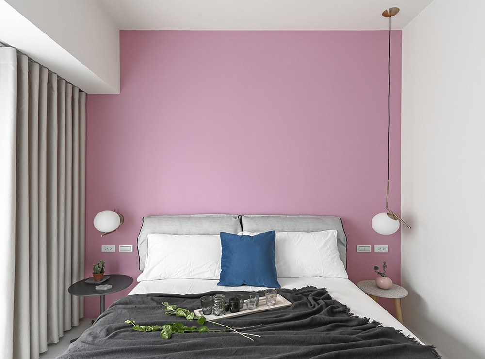 68平米轻奢风格二室卧室装修效果图，软装创意设计图