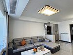 109平米现代简约风三室客厅装修效果图，地板创意设计图