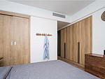 101平米现代简约风三室卧室装修效果图，软装创意设计图