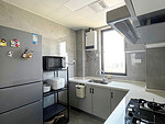 145平米现代简约风三室厨房装修效果图，橱柜创意设计图