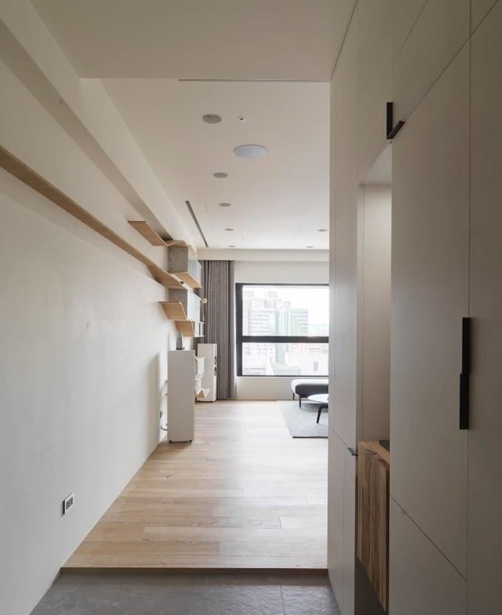 150平米现代简约风四室玄关装修效果图，玄关柜创意设计图