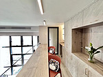 311平米轻奢风格三室走廊装修效果图，收纳柜创意设计图
