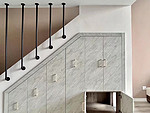 96平米轻奢风格三室客厅装修效果图，楼梯创意设计图