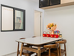 72平米现代简约风三室客厅装修效果图，软装创意设计图