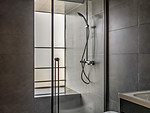 96平米简欧风格三室卫生间装修效果图，盥洗区创意设计图