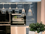 330平米轻奢风格复式厨房装修效果图，吧台创意设计图