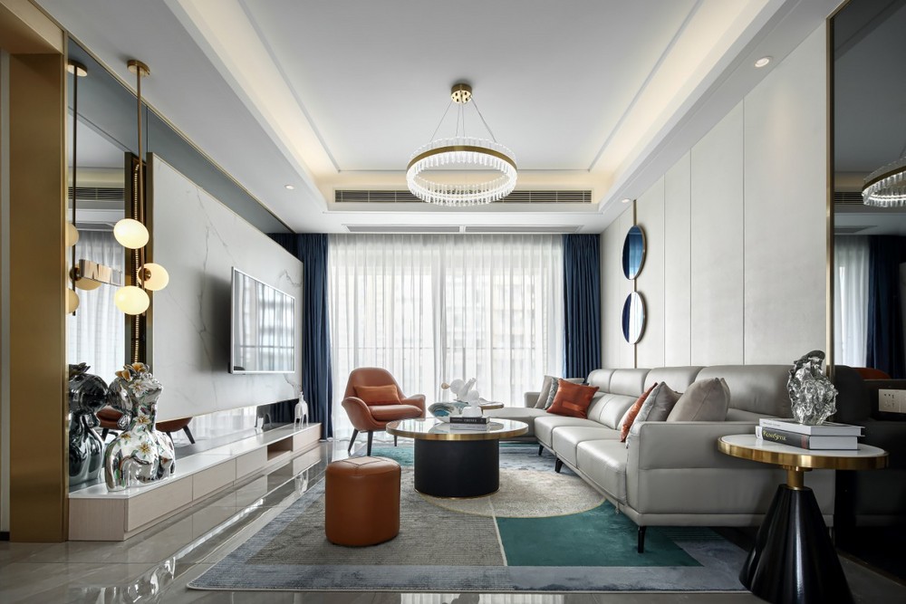 163平米轻奢风格三室客厅装修效果图，灯饰创意设计图
