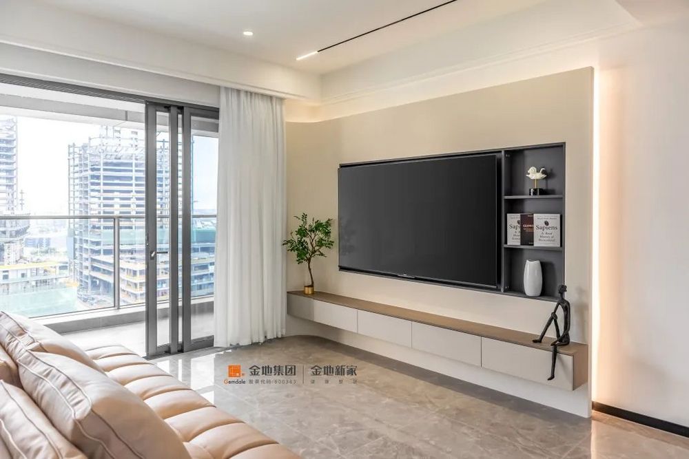 180平米现代简约风三室客厅装修效果图，沙发创意设计图