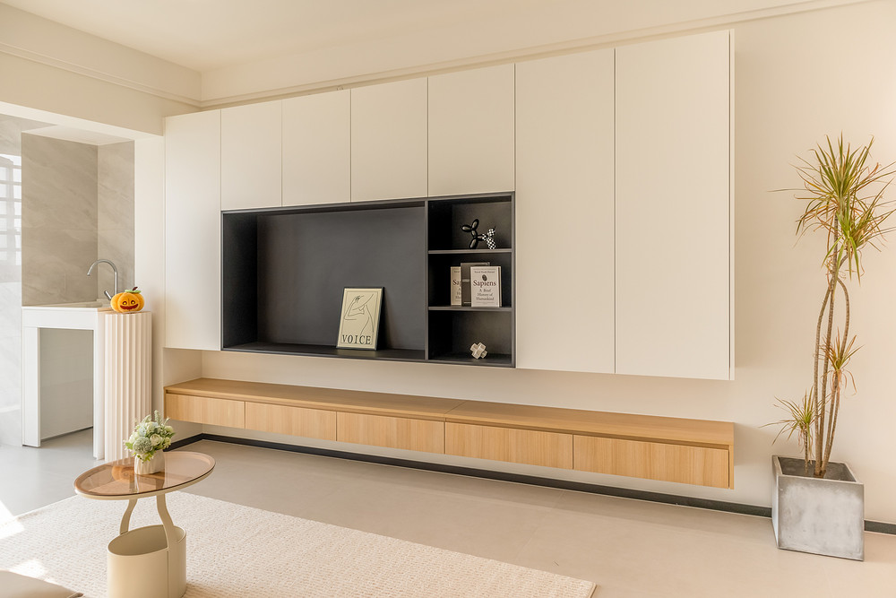 89平米现代简约风三室客厅装修效果图，电视墙创意设计图