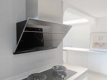 102平米现代简约风二室餐厅装修效果图，置物柜创意设计图