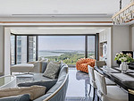124平米美式风格三室客厅装修效果图，门窗创意设计图