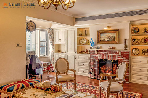 120平米美式风格三室客厅装修效果图，沙发创意设计图