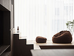 80平米现代简约风别墅客厅装修效果图，墙面创意设计图